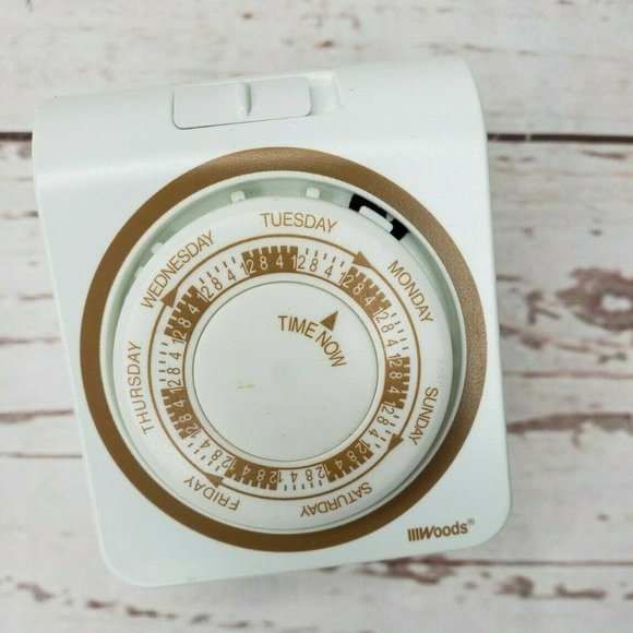 Woods Coleman Cable Mechanical Outlet Timer - Picture 4 of 9